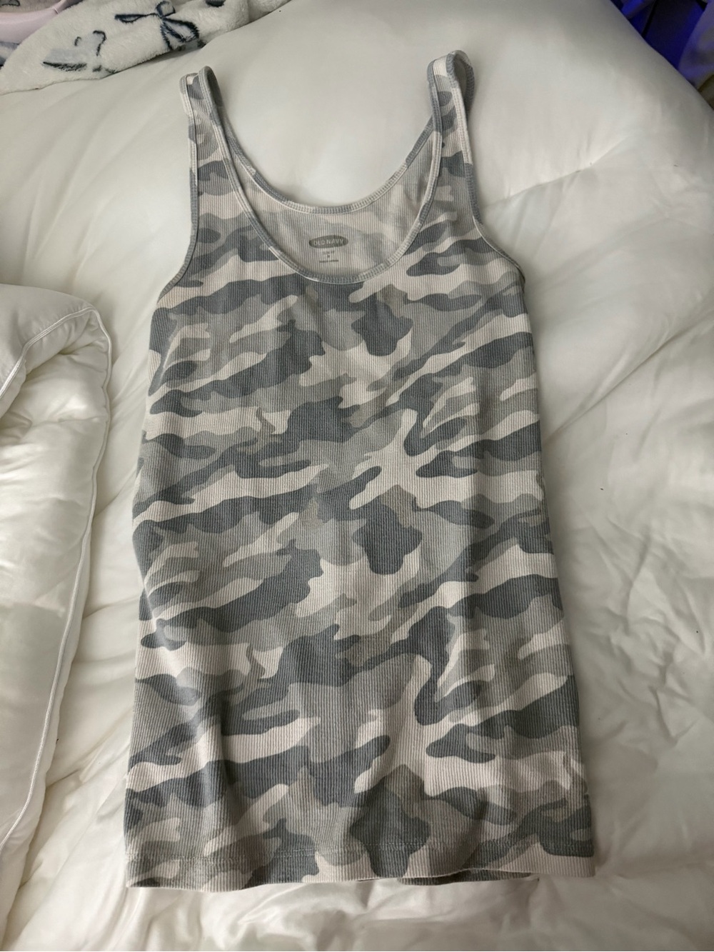 Old Navy Gray Camo Ribbed Tank Chemise